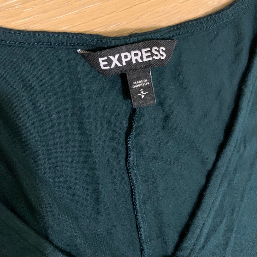 Express dress - Picture 3 of 3